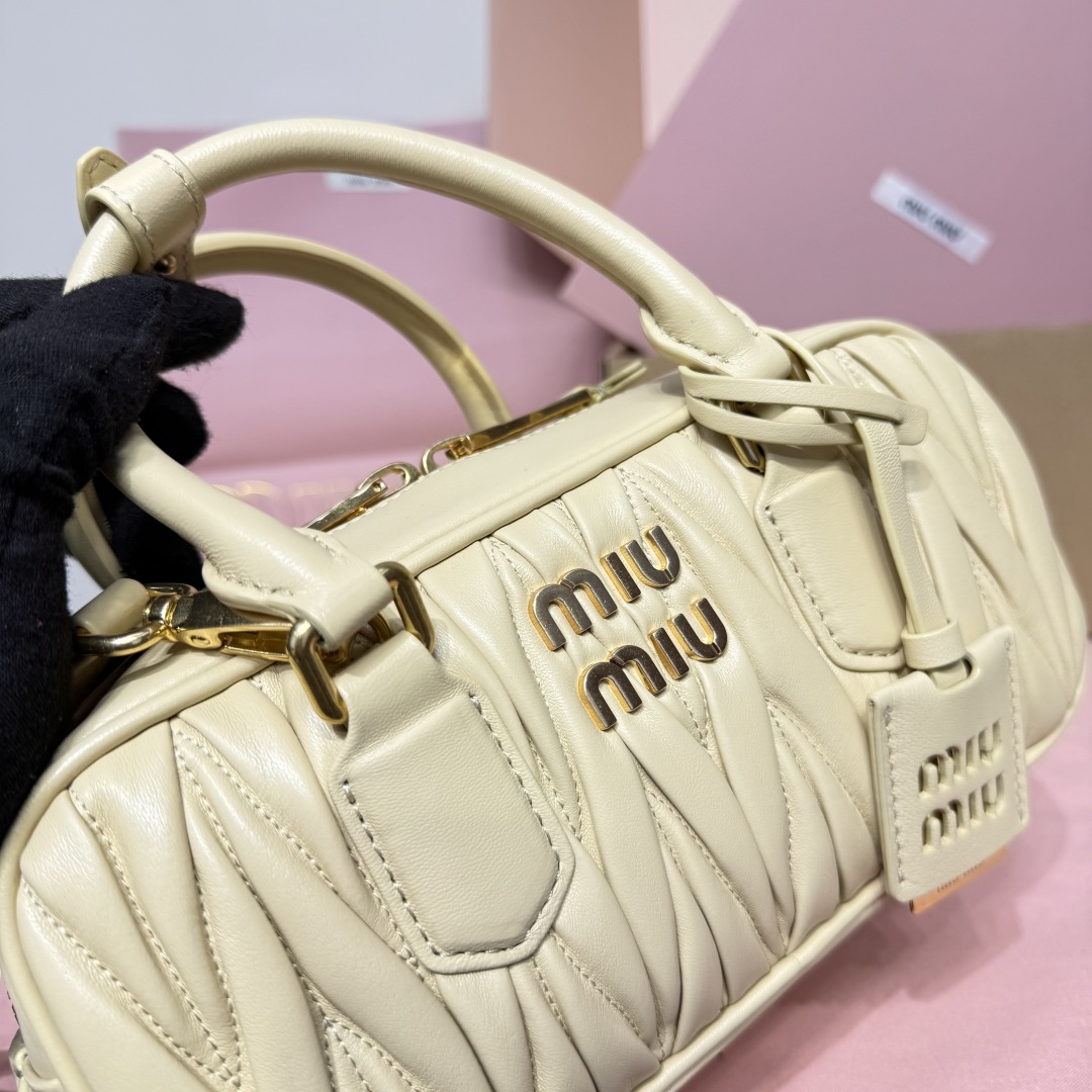 Miu Miu new bowling bag 5BB142