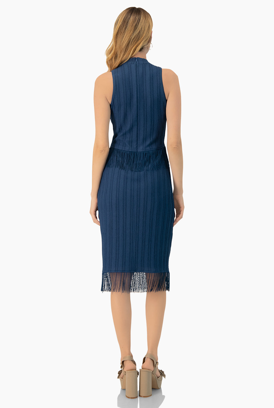 Vestido midi cut out