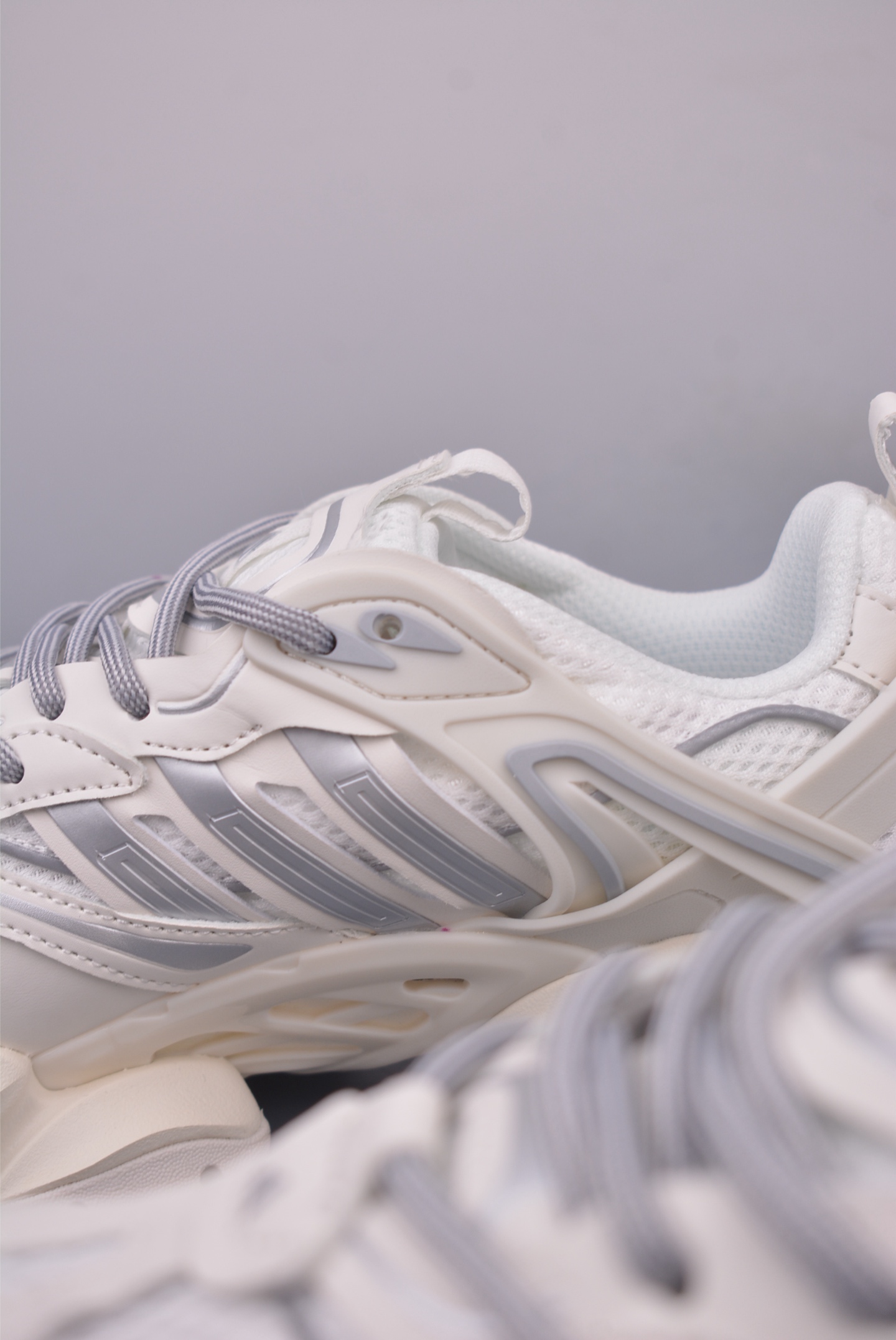 Adidas XLG Runner Deluxe Daddy Shoes Off-White Silver Gray IH1584