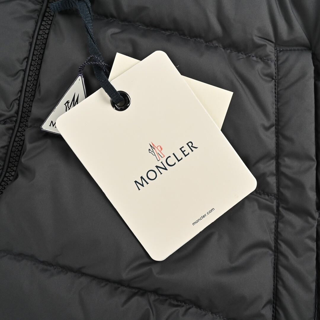 Moncler patchwork wool sleeves stand collar thin velvet down jacket