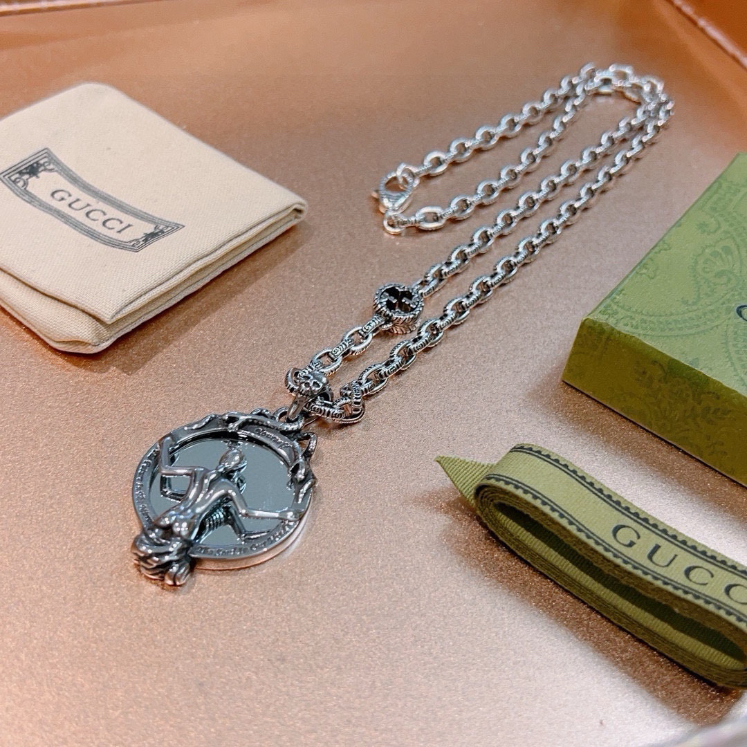 Gucci Anger Forest Series Woman Looking in the Mirror Vintage Necklace