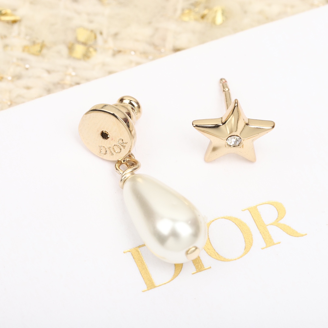 Dior Bee Letter Earrings