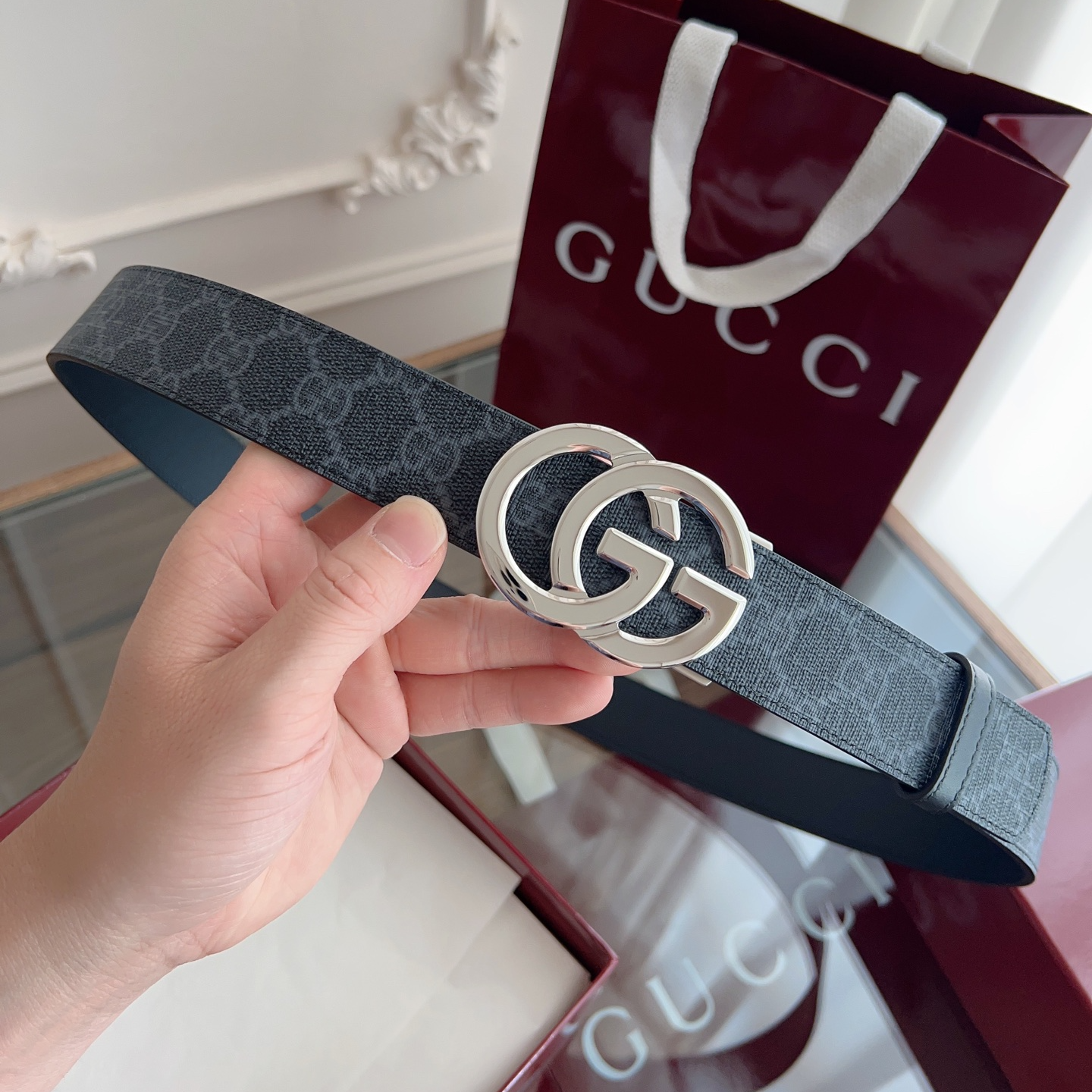 Gucci automatic smooth buckle leather belt width 3.5CM