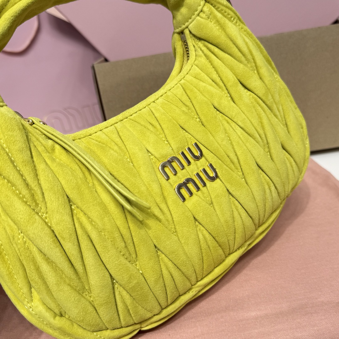 Miu Miu Miu Wander suede leather handbag 5BC125