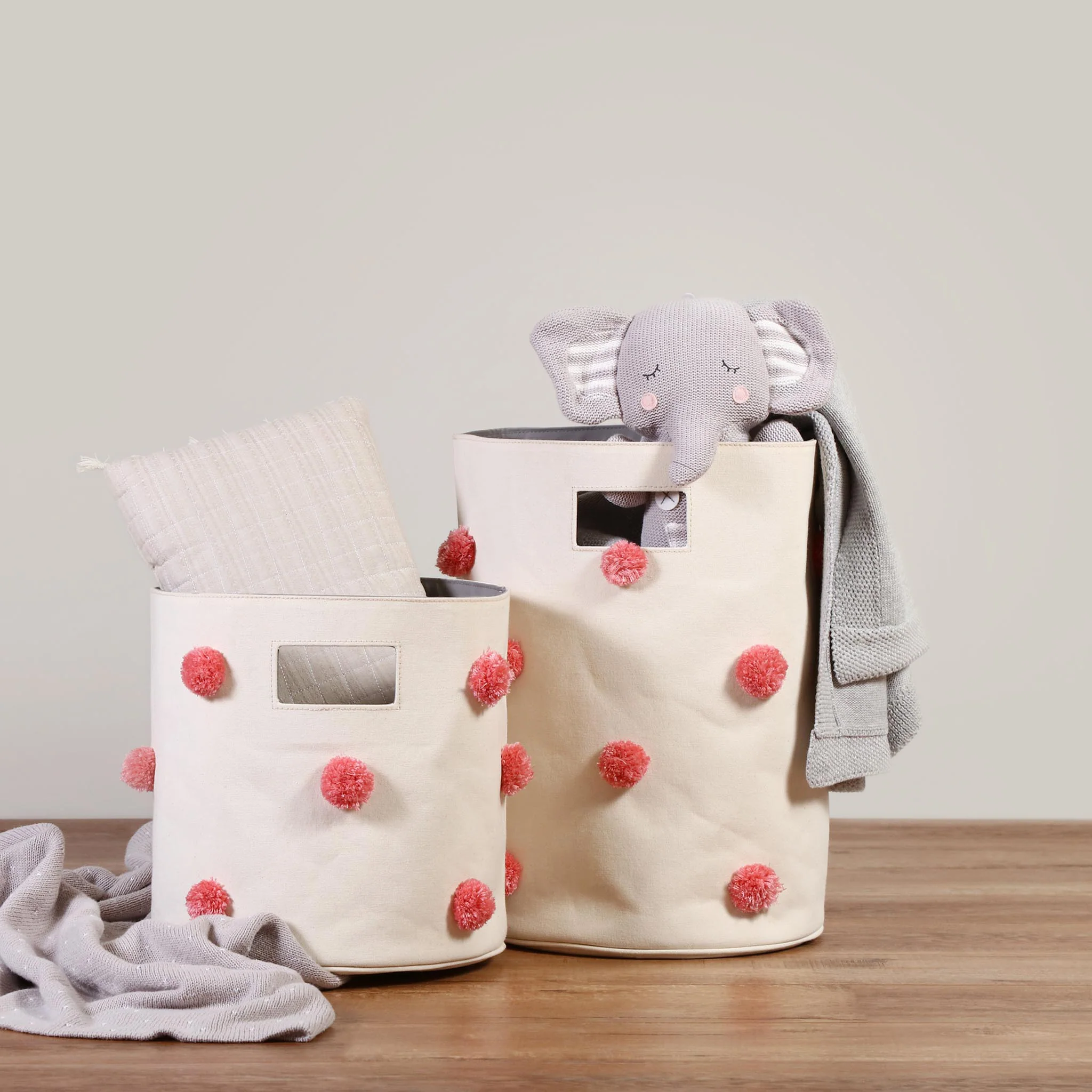 Cestos pompones Beige con Rosa