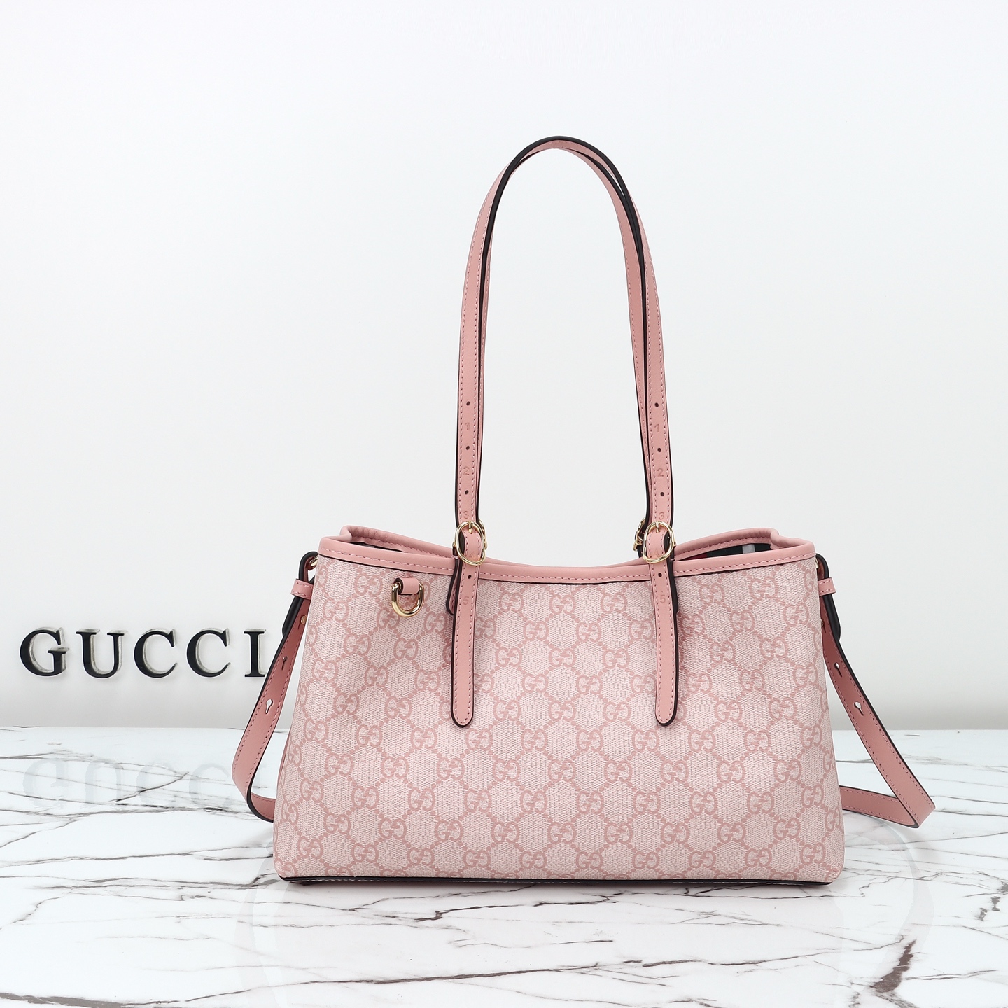 Gucci GG Emblem medium tote bag ‎815214 FAD6L 8459