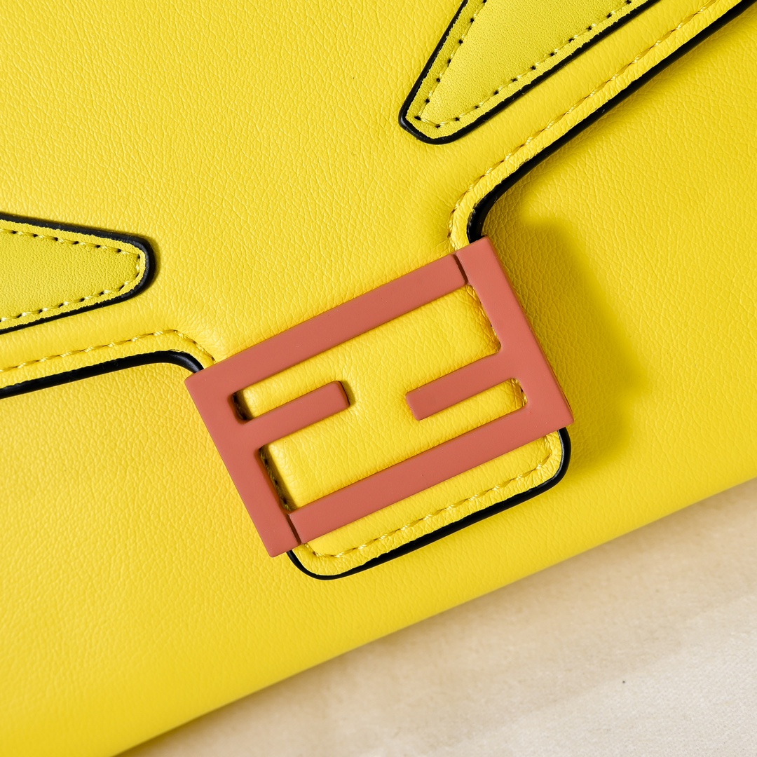FENDI 2025 Nano Baguette 3376
