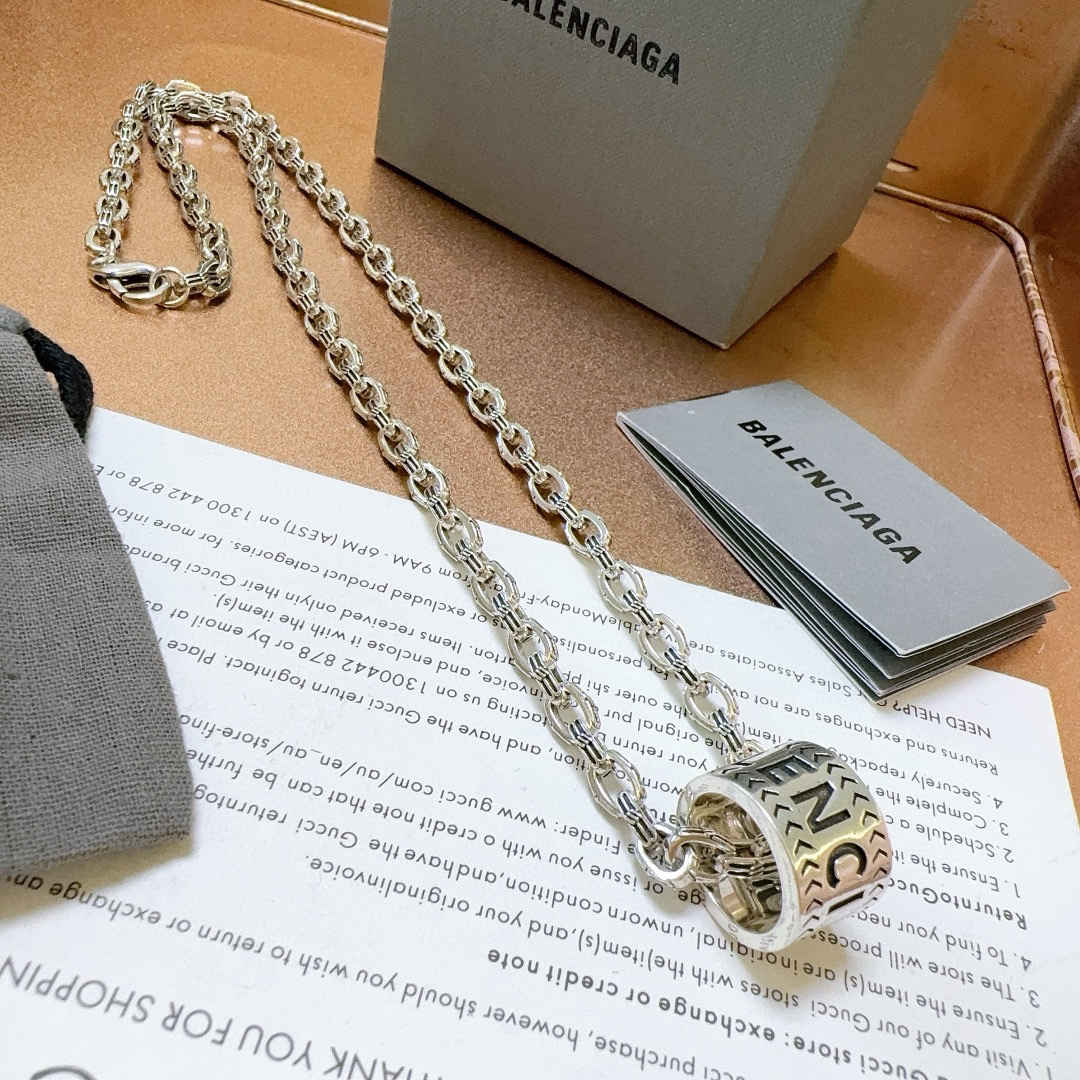 Balenciaga Ring Chain Vintage Necklace