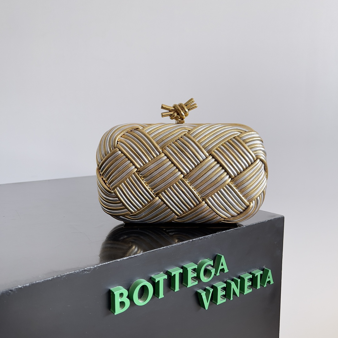 Bottega Veneta Kont Evening Bag 804532