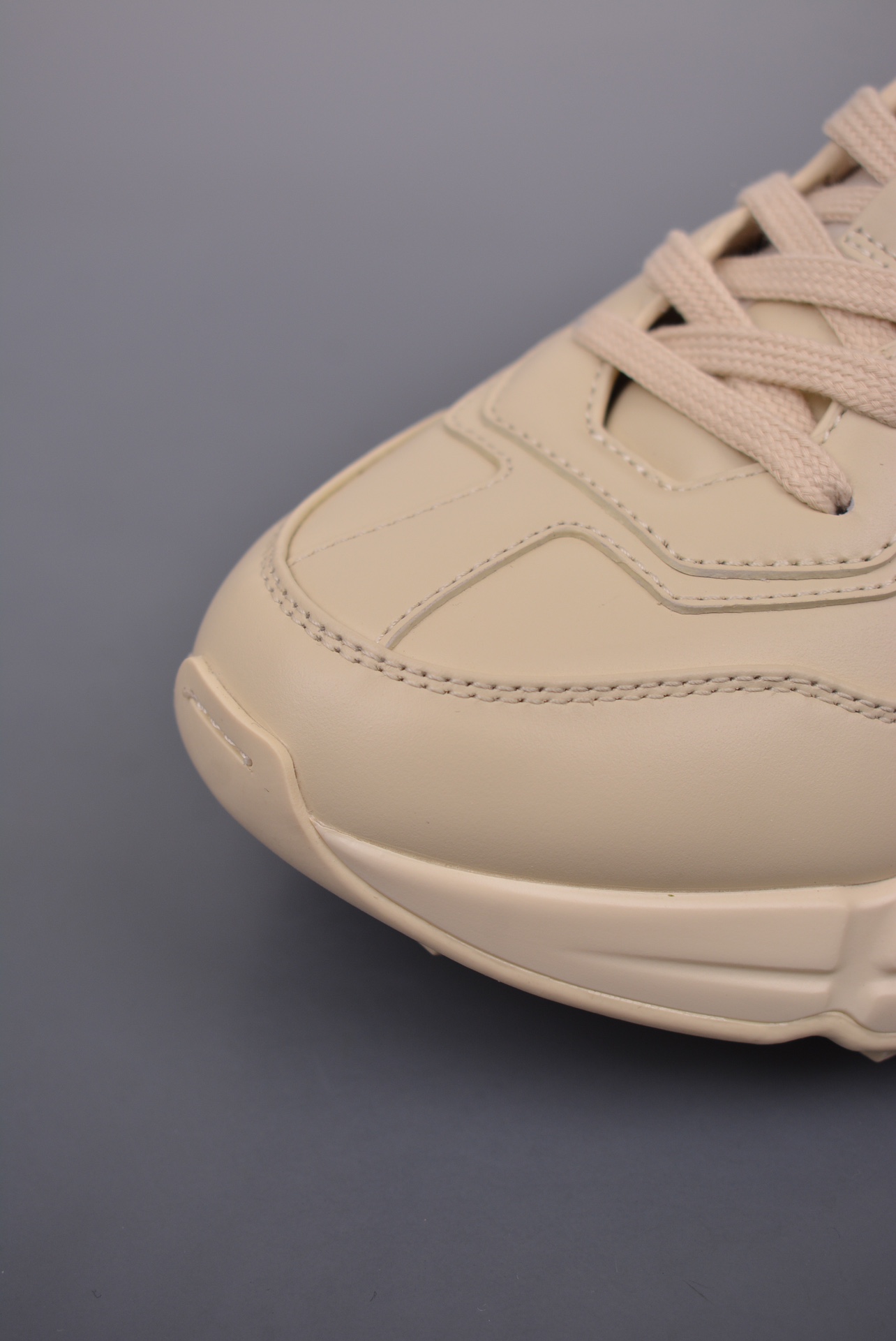 Gucci Ivory white long stripe green and red print