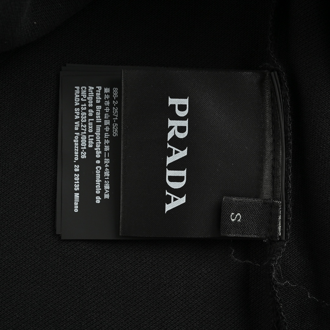 Prada 24ss classic chest silicone trim Polo short sleeve
