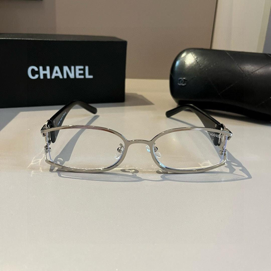 Chanel round frame sunglasses