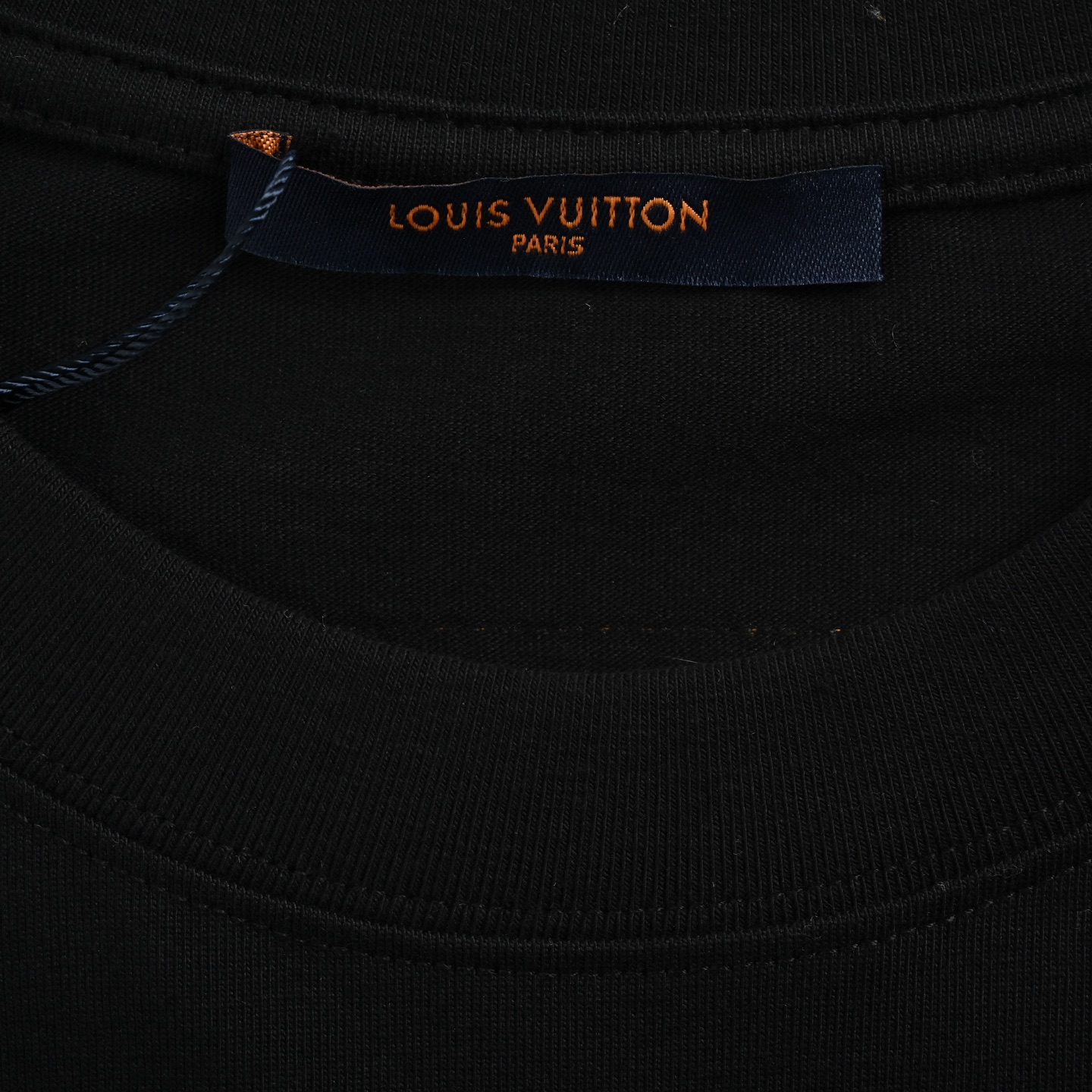 Louis Vuitton Fox silhouette short sleeves