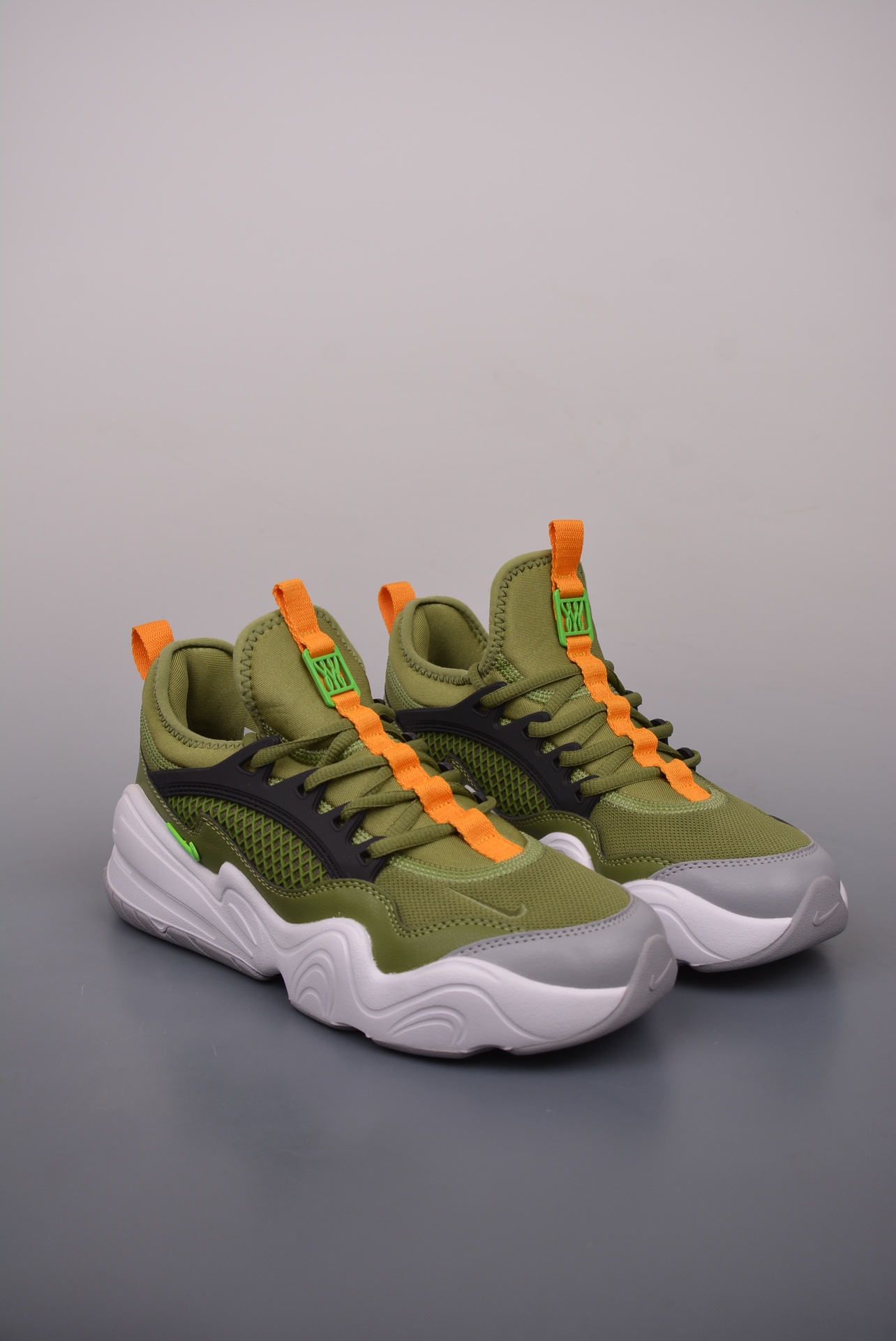 Nike Victory X Serena Williams Design Crew Green  FQ9305-006