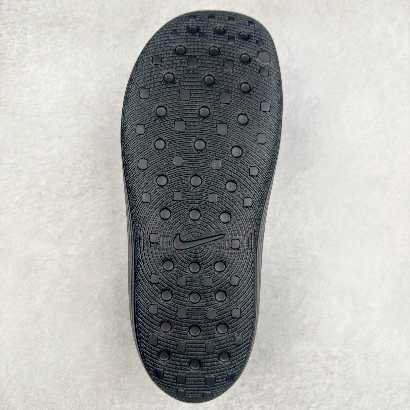 Nike ReactX Rejuven8 Simple, Comfortable and Versatile Slippers