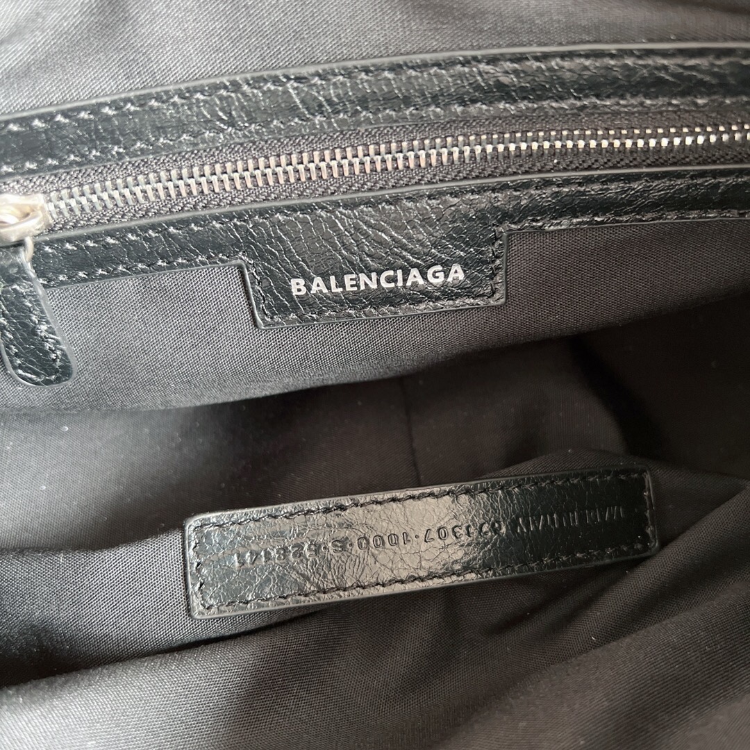 Balenciaga le cagole crescent bag