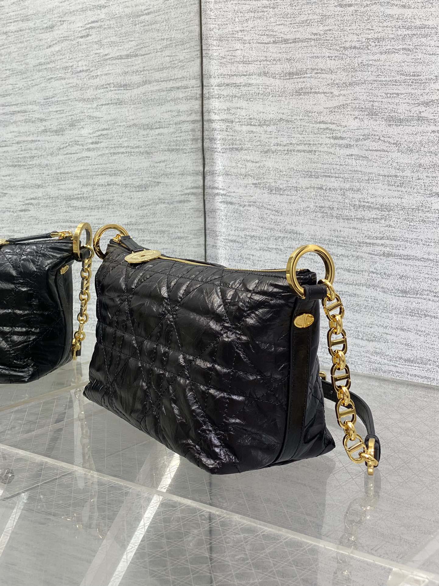 Dior Hobo star chain bag