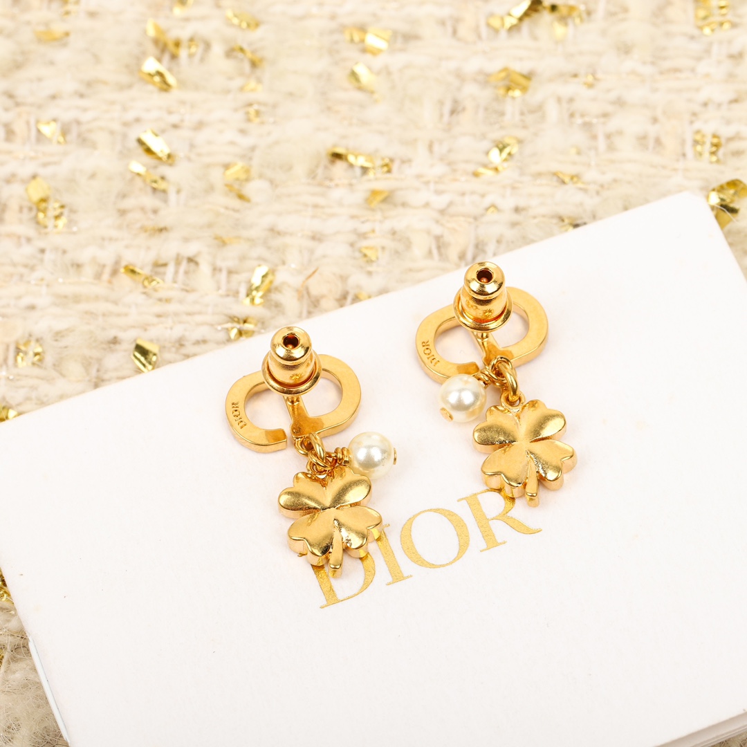 Dior Full Diamond CD Pendant Four-Leaf Clover Earrings