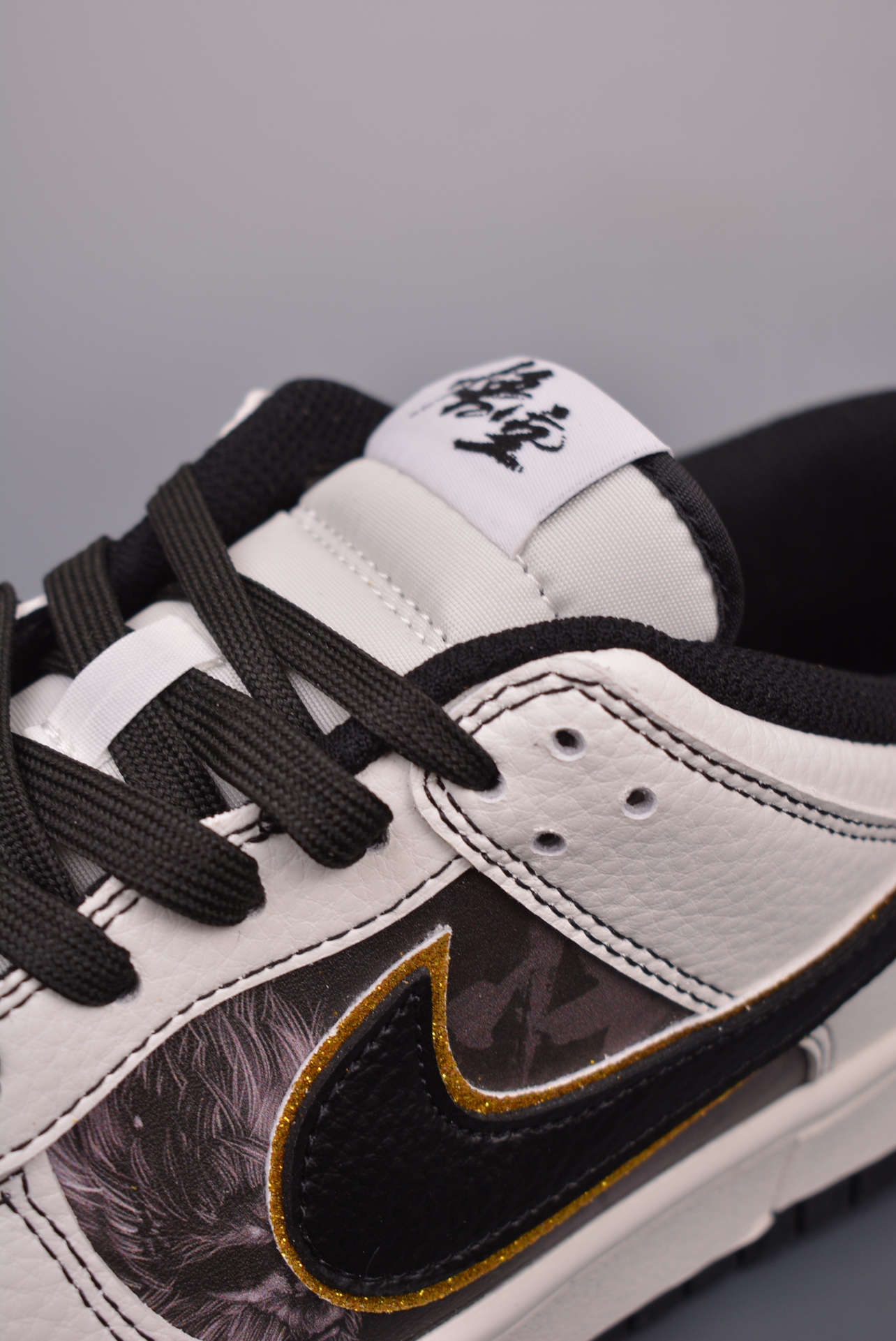 Nike SB Dunk Low Black Myth Wu kong white black gold LW1818-106