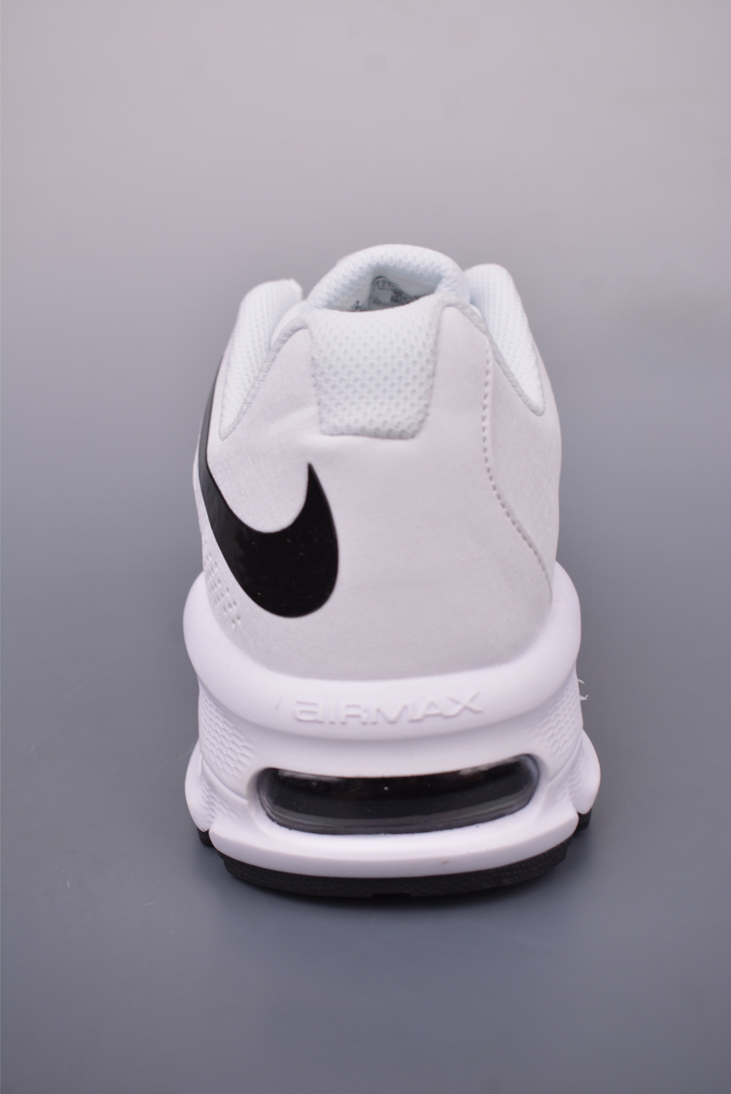 NIKE AIR MAX FIRE 2025 