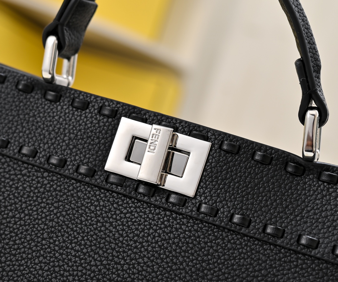 FENDI ekalboo macaron hand-sewn kitten bag 3361