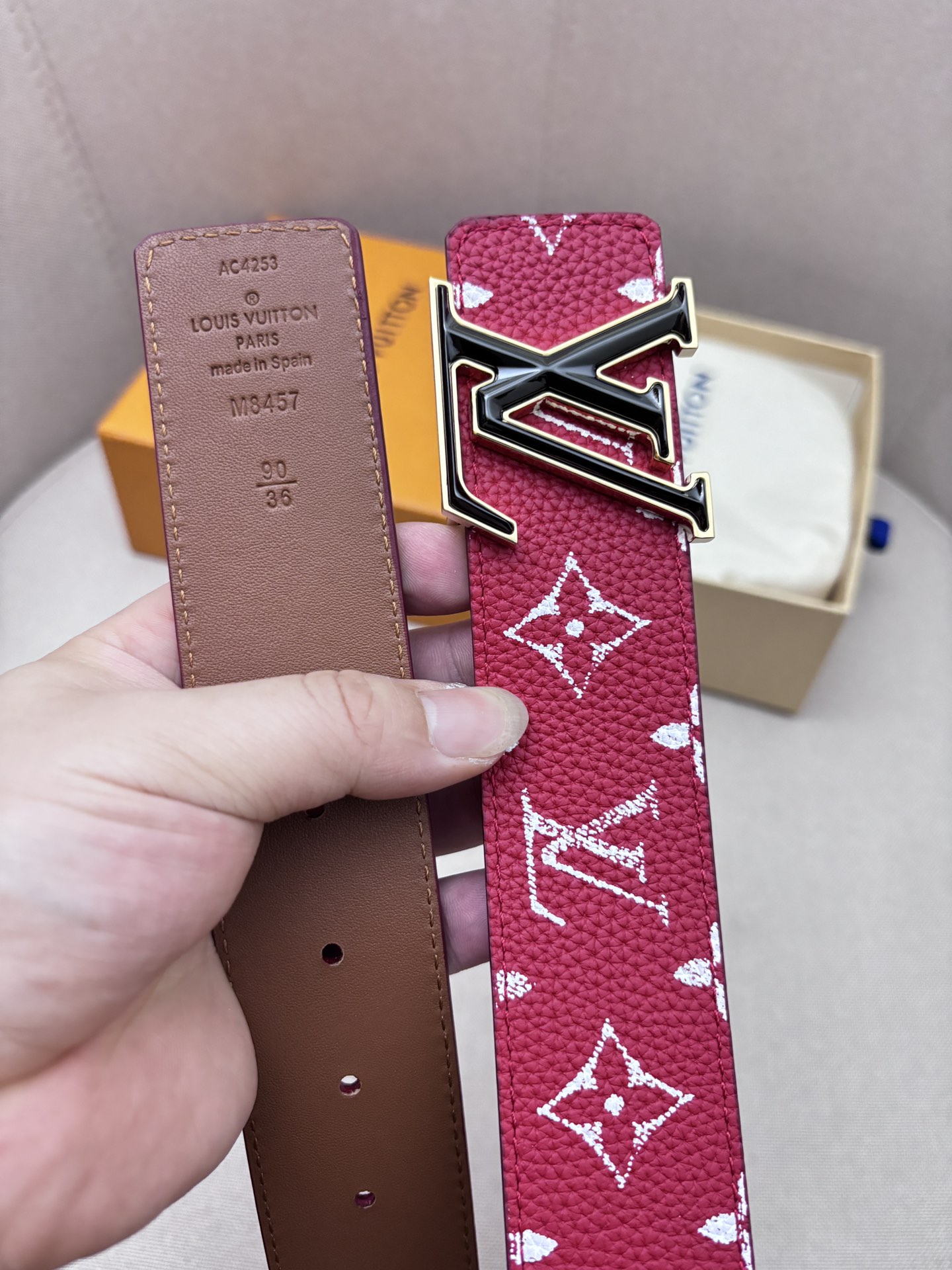 Louis Vuitton Lychee Print Double-Sided Men's Belt, 4CM Width