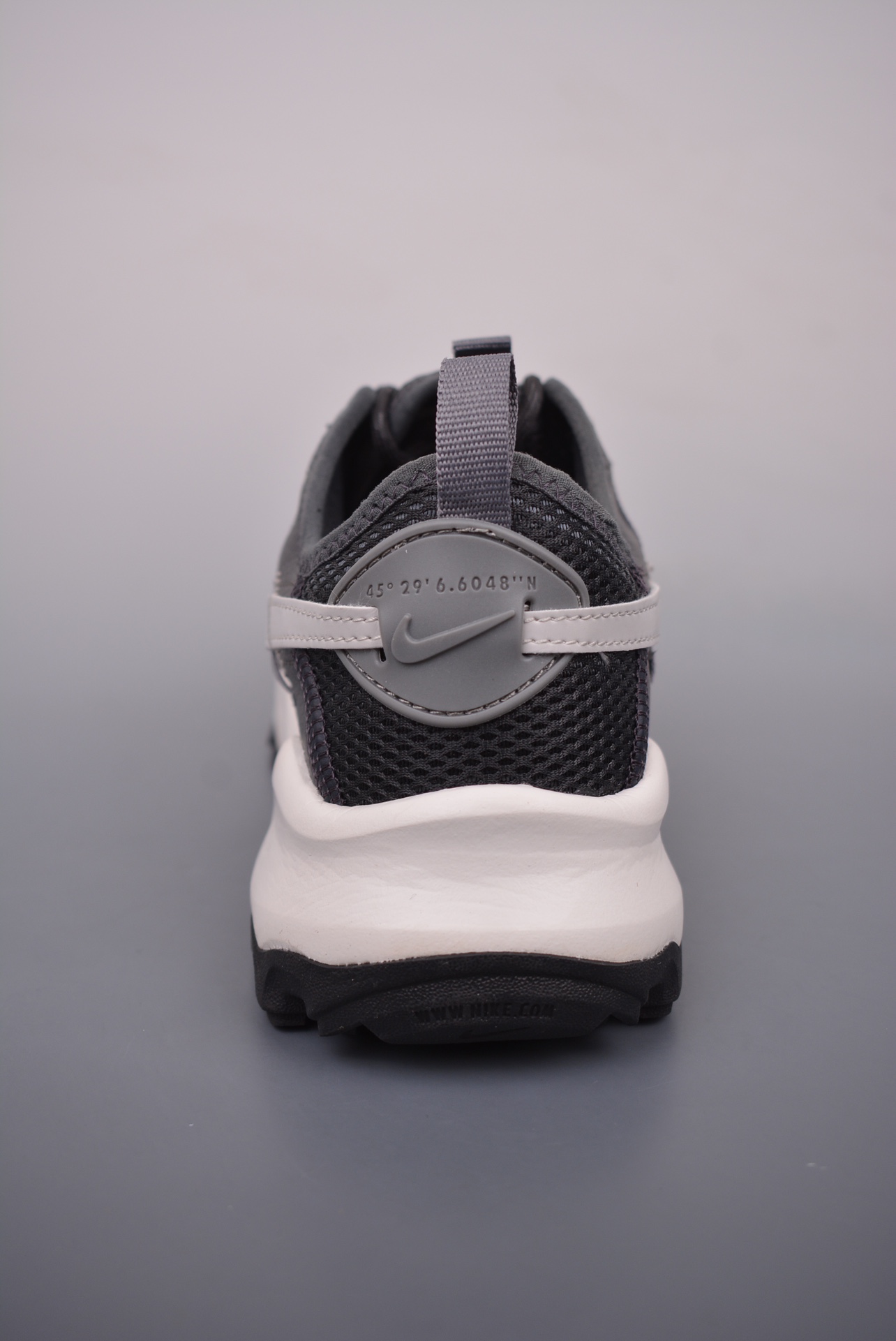 Nike TC 7900 Black Smoke Grey DD9682-001