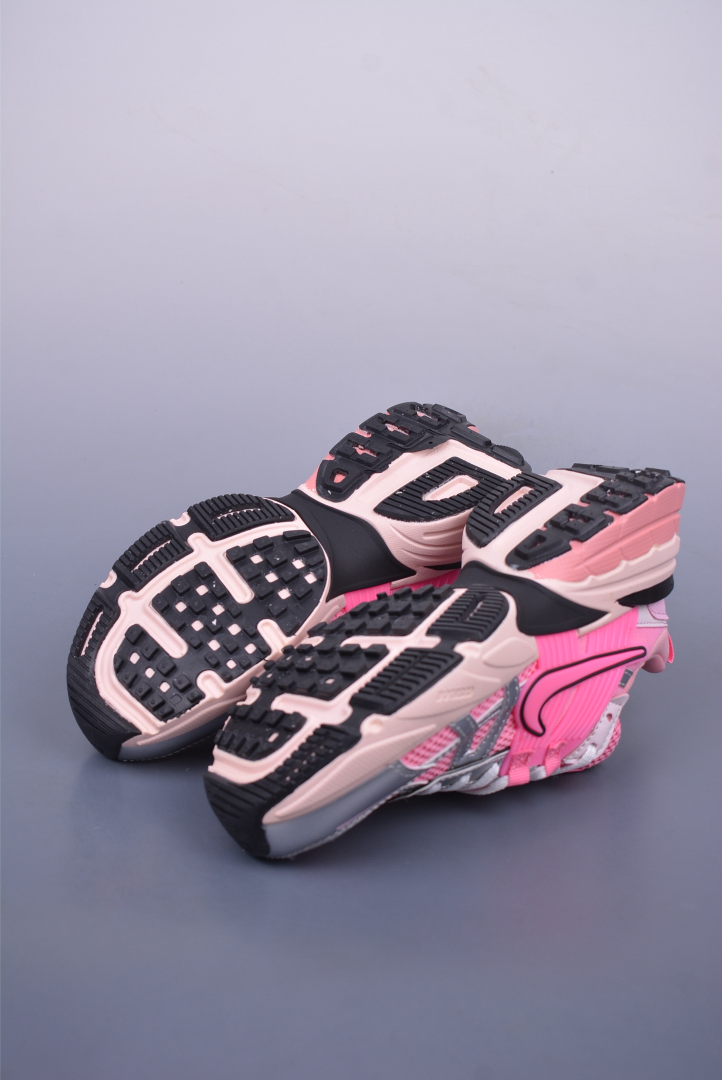 Nike Wmns V2K Runtekk LowPinkMetallic FD0736-100
