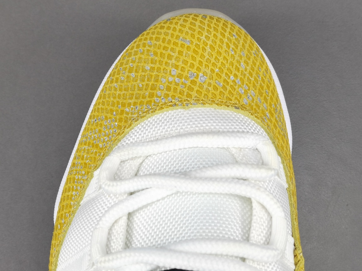 Nike Air Jordan 11 Retro LowYellow Python AH7860-107