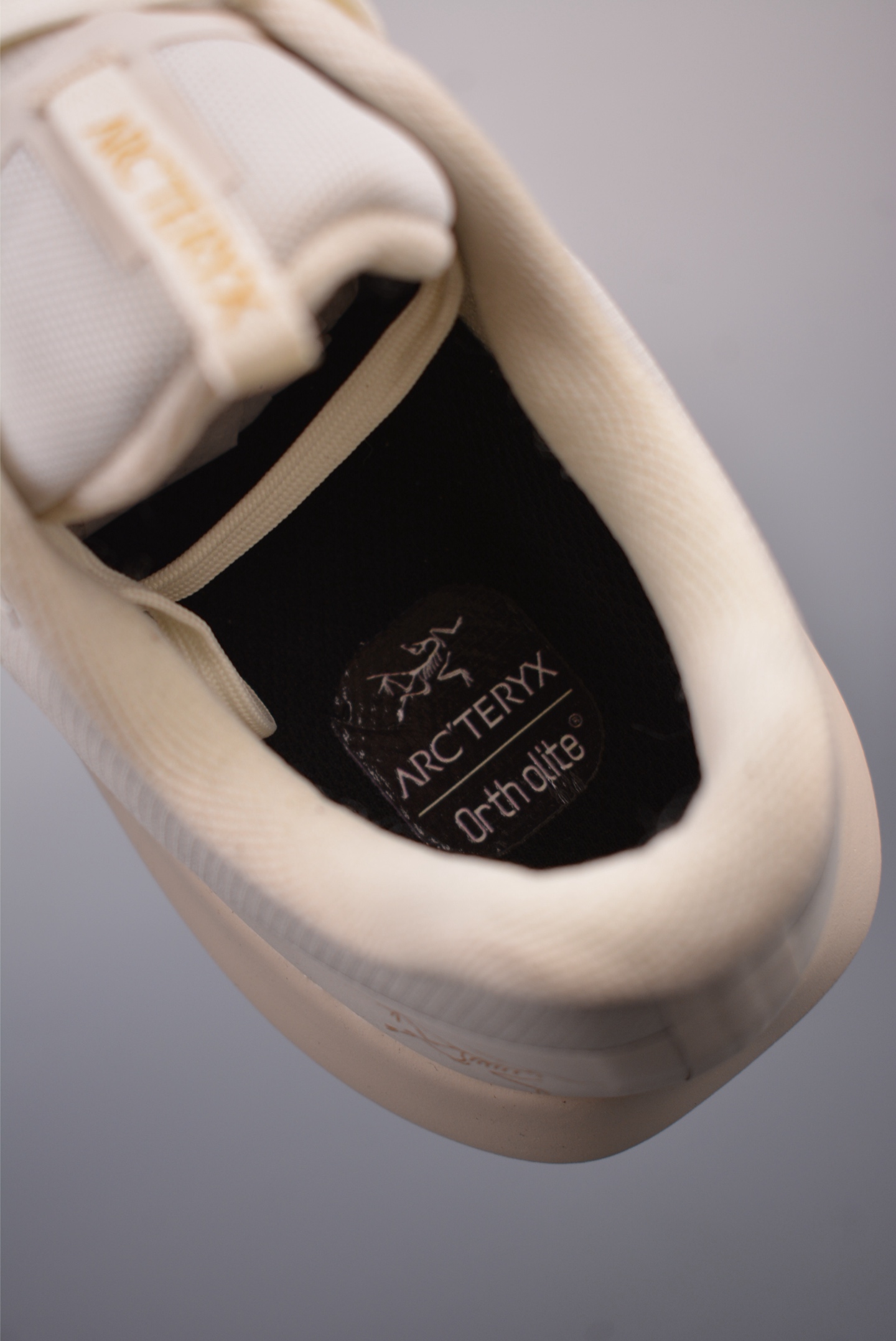 Arc'teryx Norvan Club FG M Off-White X000009011