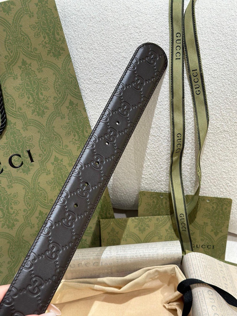 Gucci classic embossed leather belt width 4.0cm