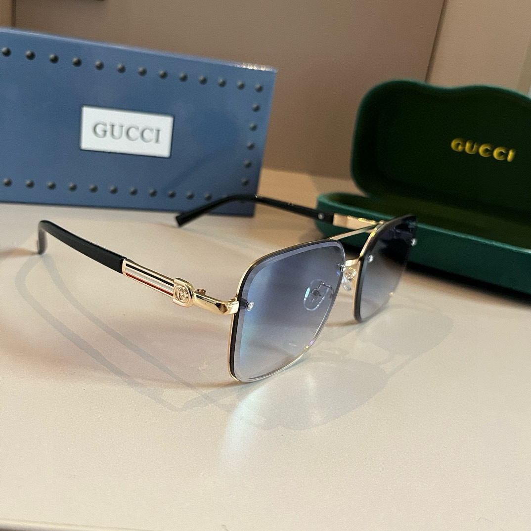 Gucci Square Frame Sunglasses