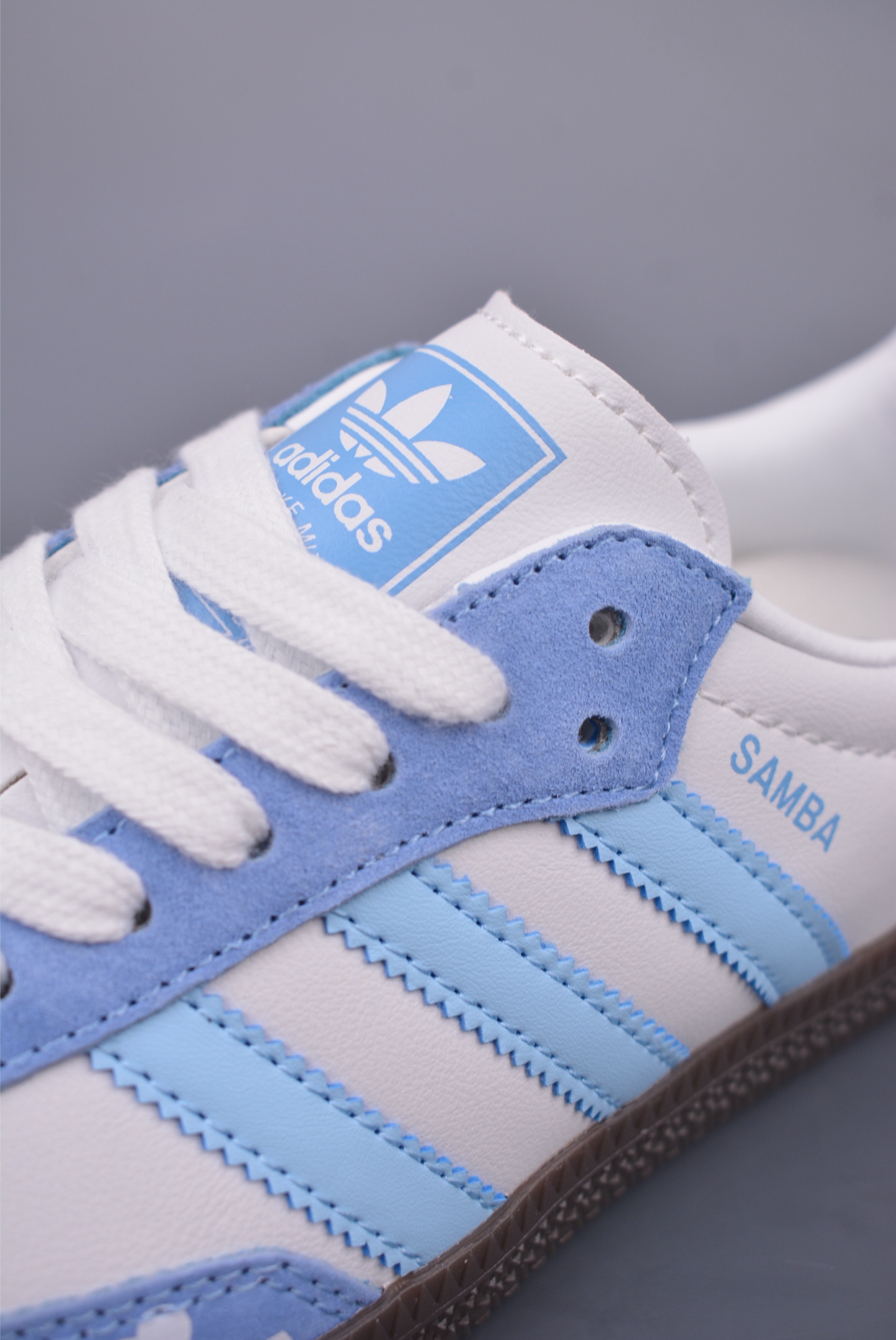 Comme des Garcons x Adidas Wmns Originals Samba OG CDG sneakers FW2413
