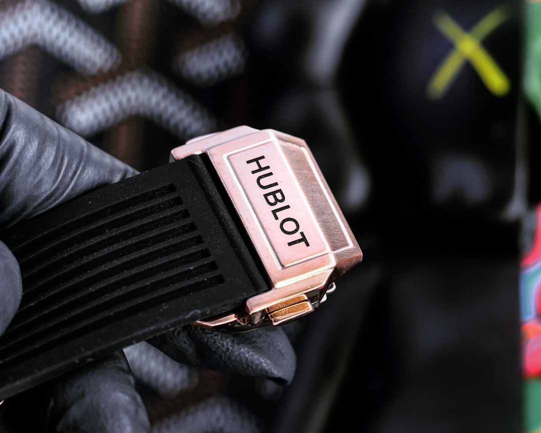 HUBLOT Warcraft MP Series 909.NX.1120.RX.1704