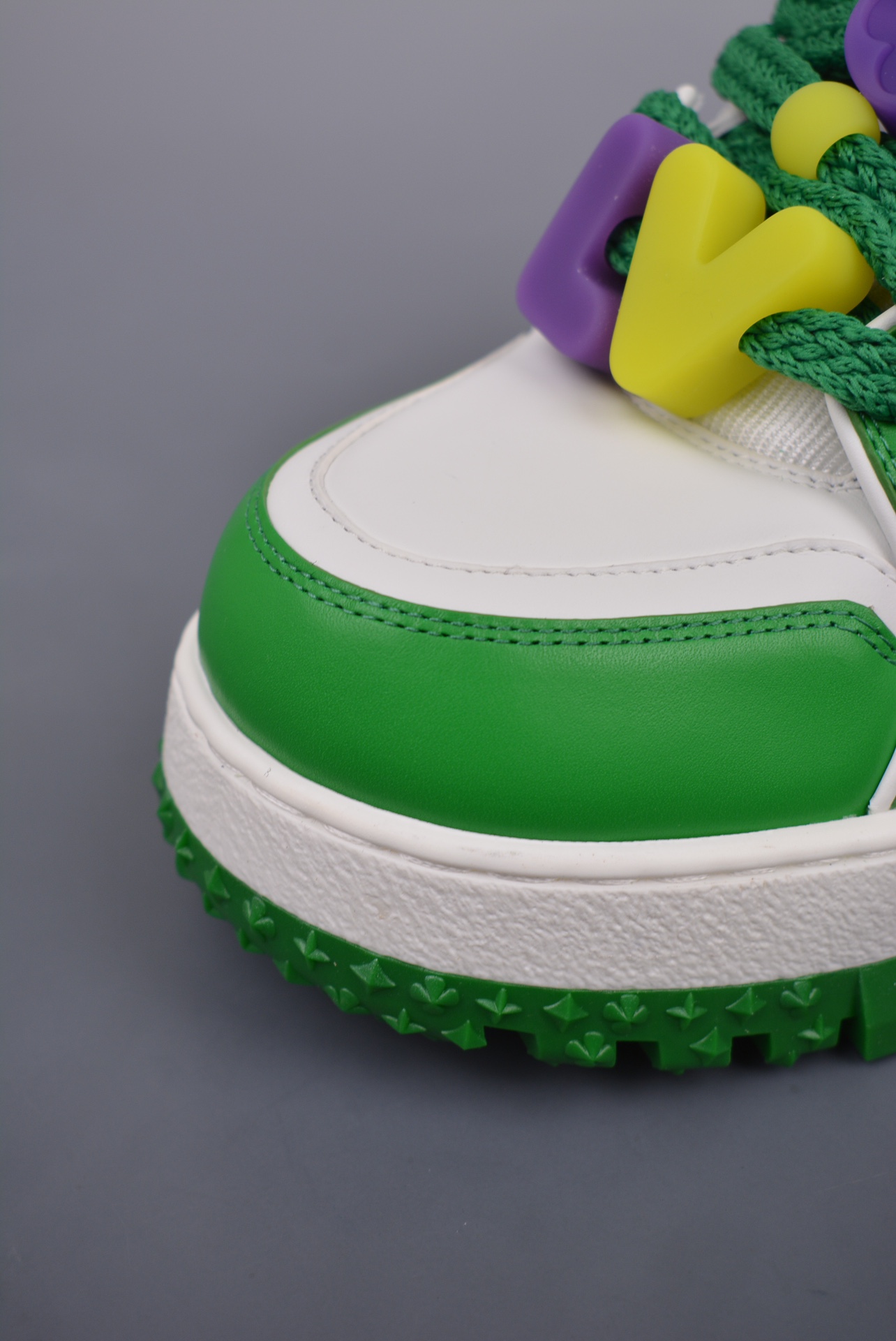 Louis Vuitton Trainer Maxi Low Sneaker green and white 1AB8SN