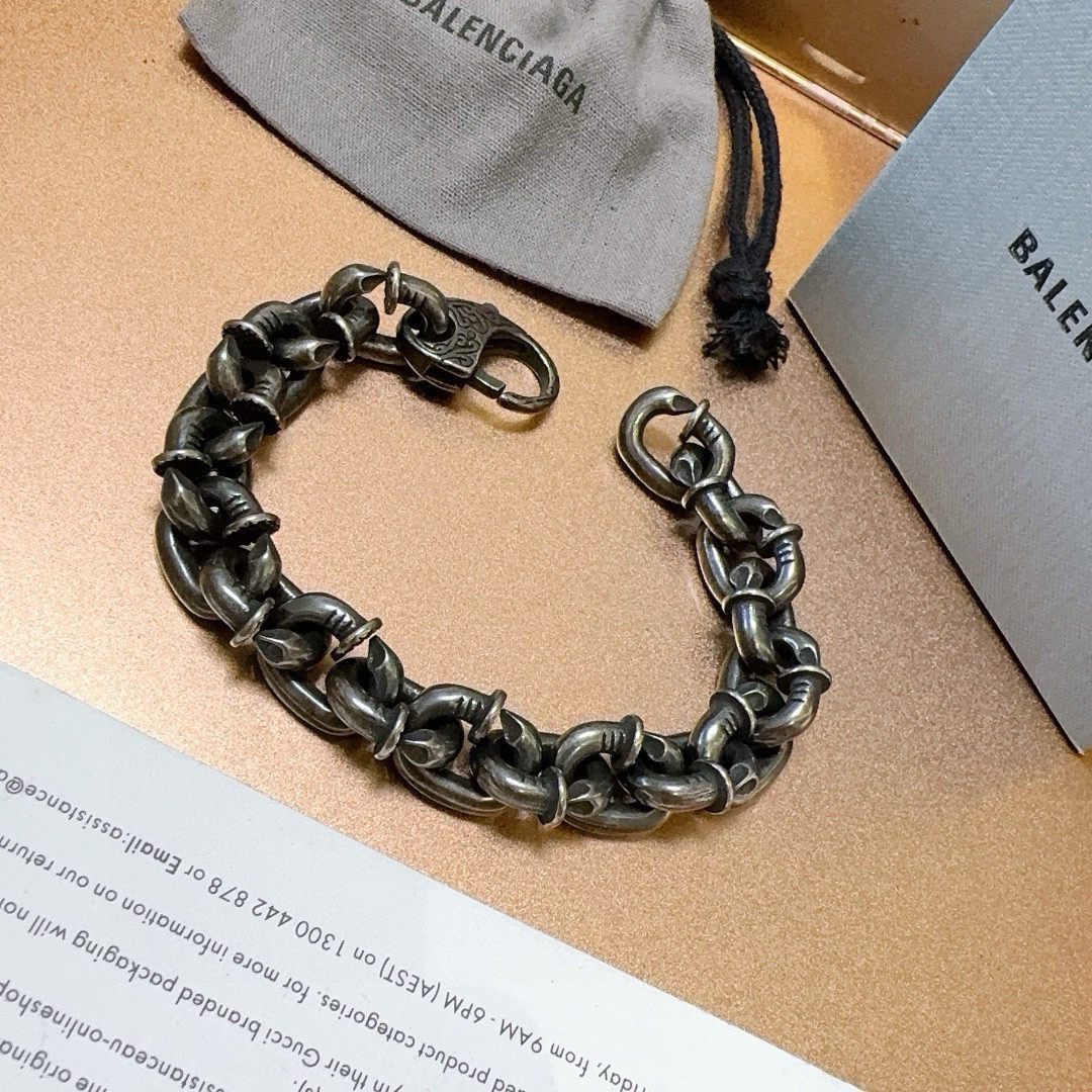 Balenciaga nail chain bracelet