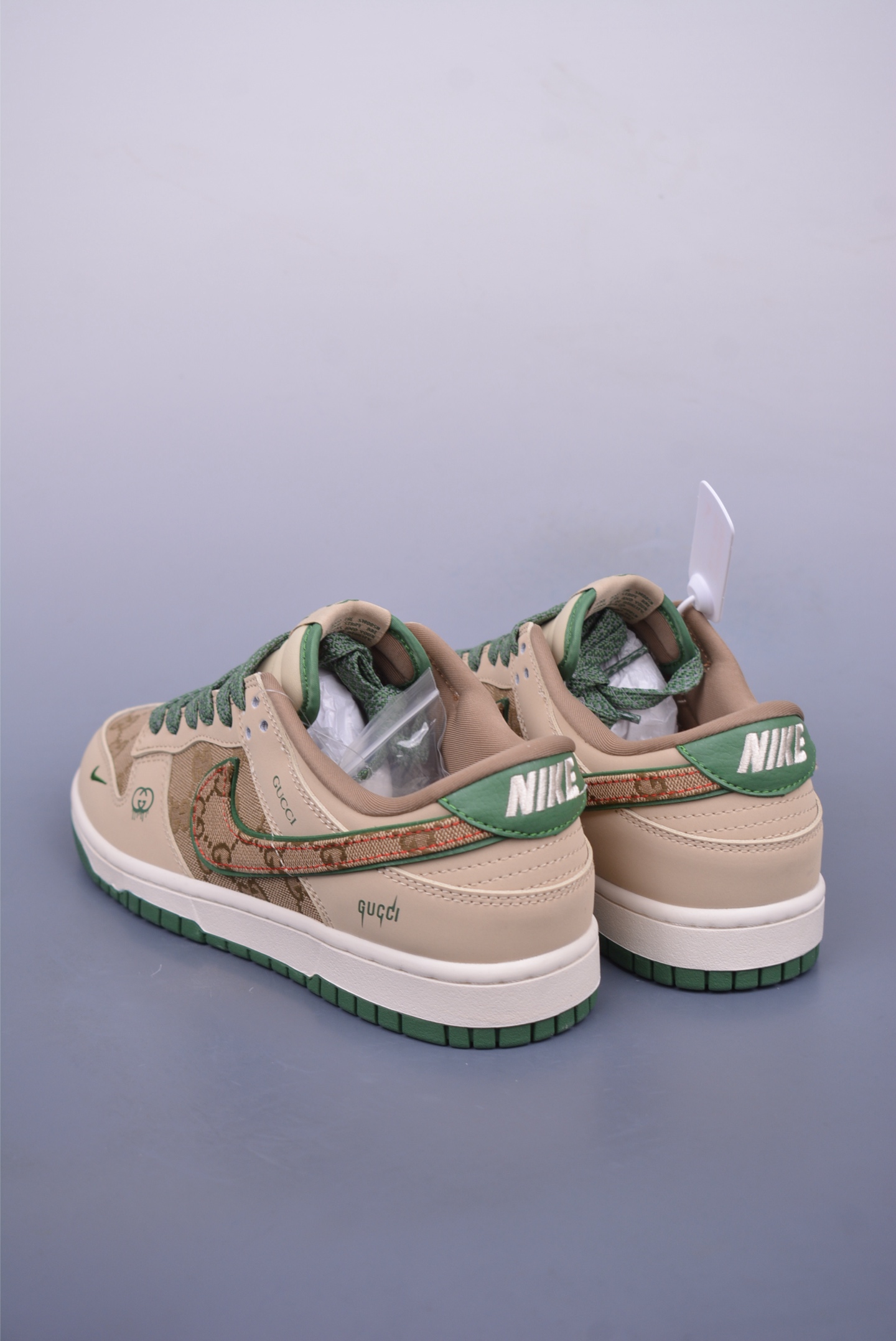 Gucci x Nike SB Dunk Low sneakers Brown and Green Print XD1588-208