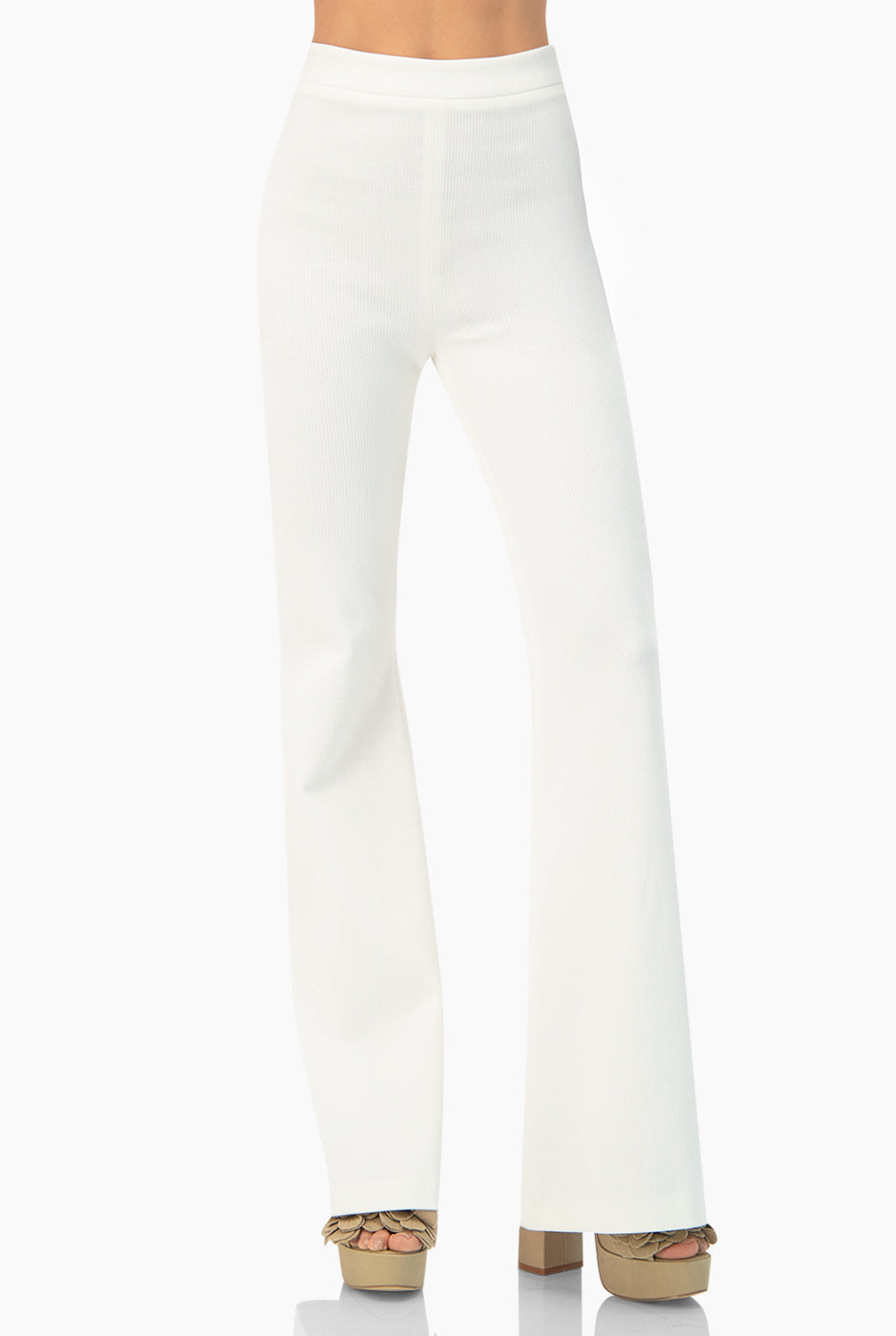 Pantalon campana color blanco