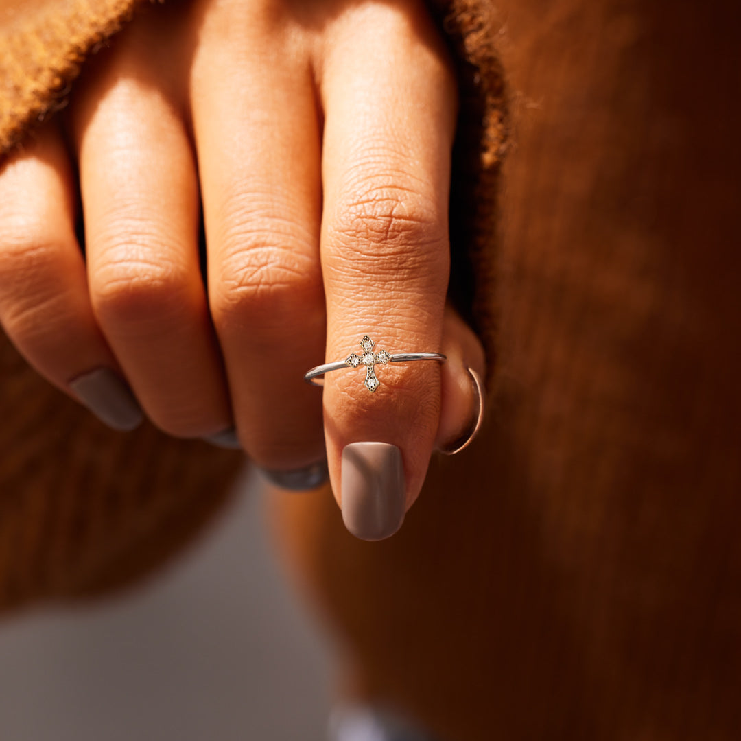 Pray Through It Minimalist Cross Ring