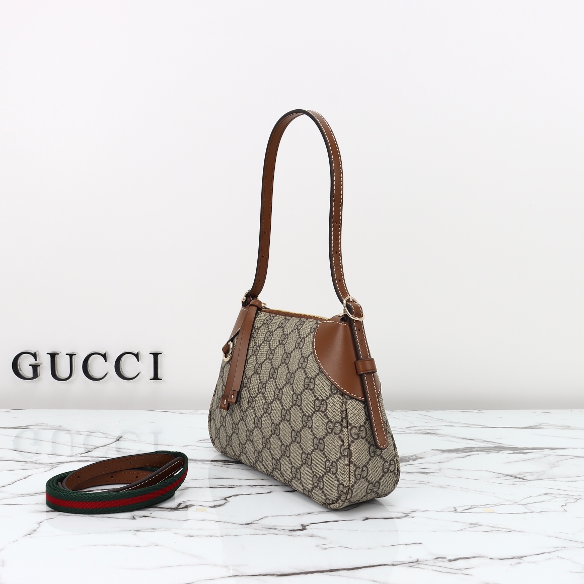 Gucci GG Emblem small shoulder bag 815218 FAEAA 9762
