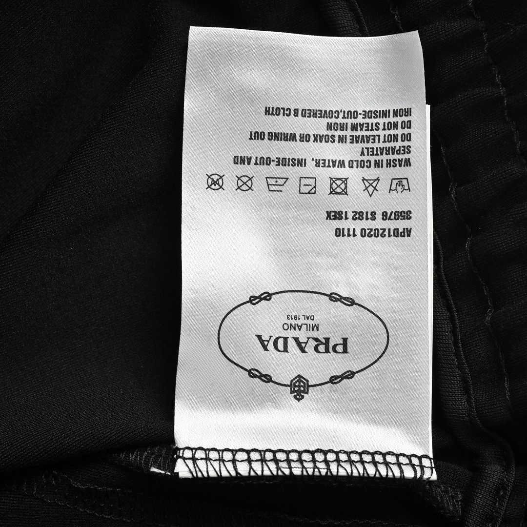 Prada 24Fw pocket triangle trousersV