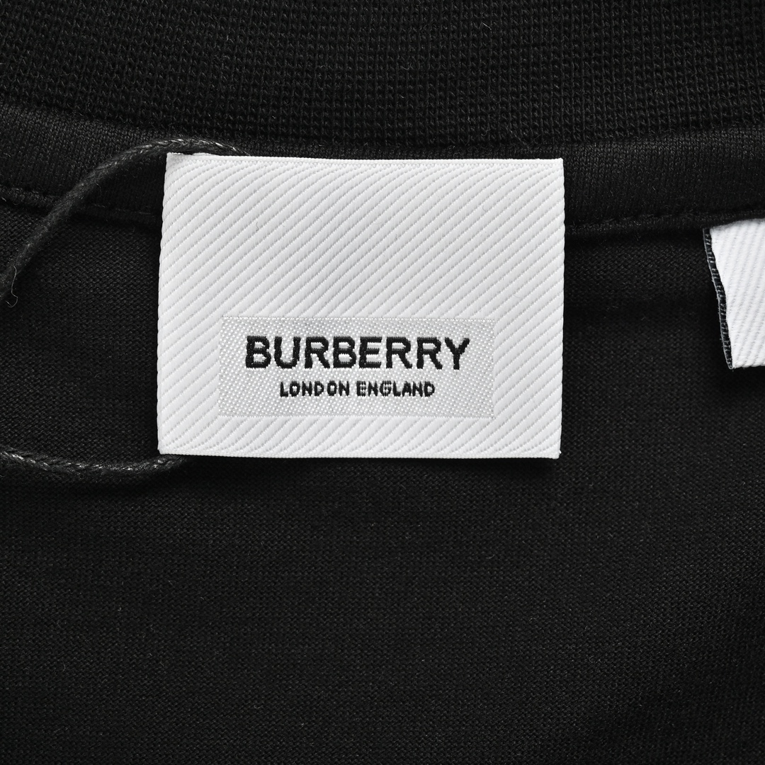 Burberry hollow war horse patch short sleeve