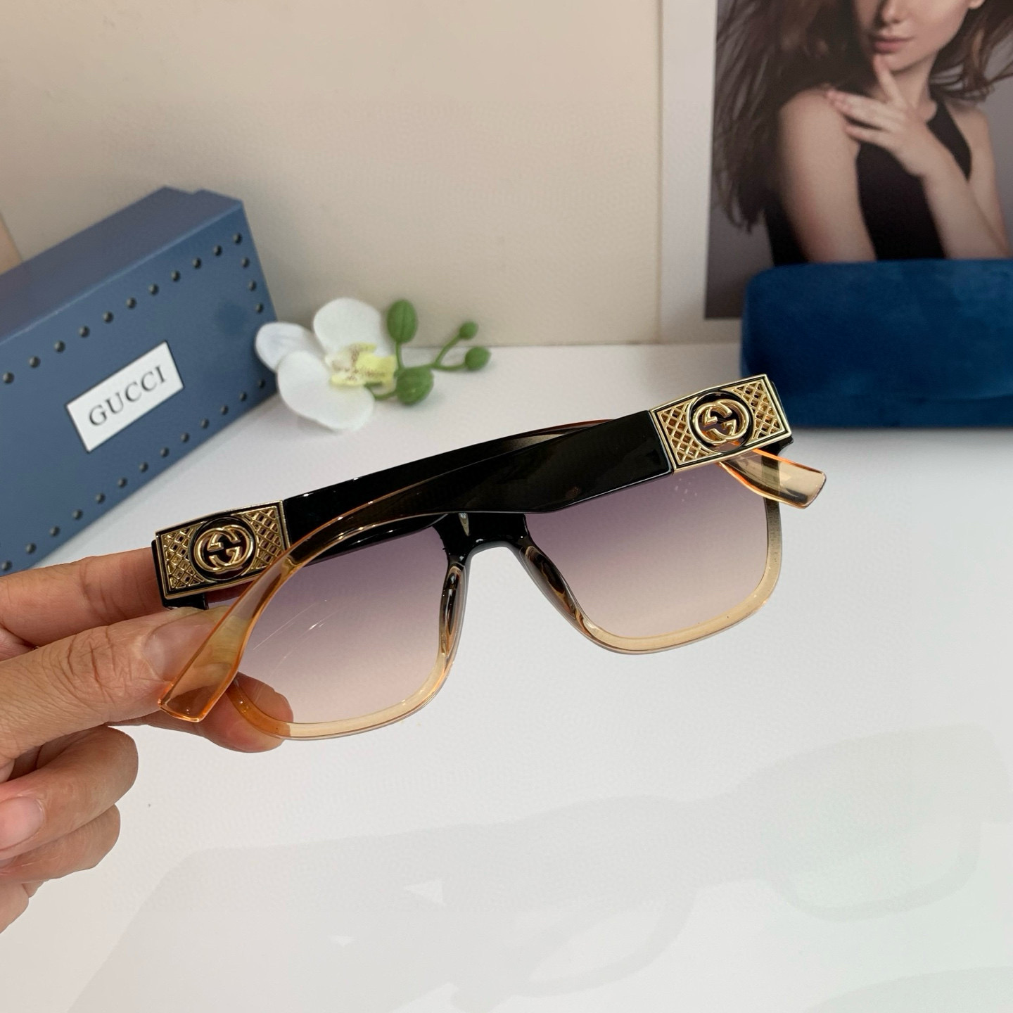 Gucci Round Frame Sunglasses