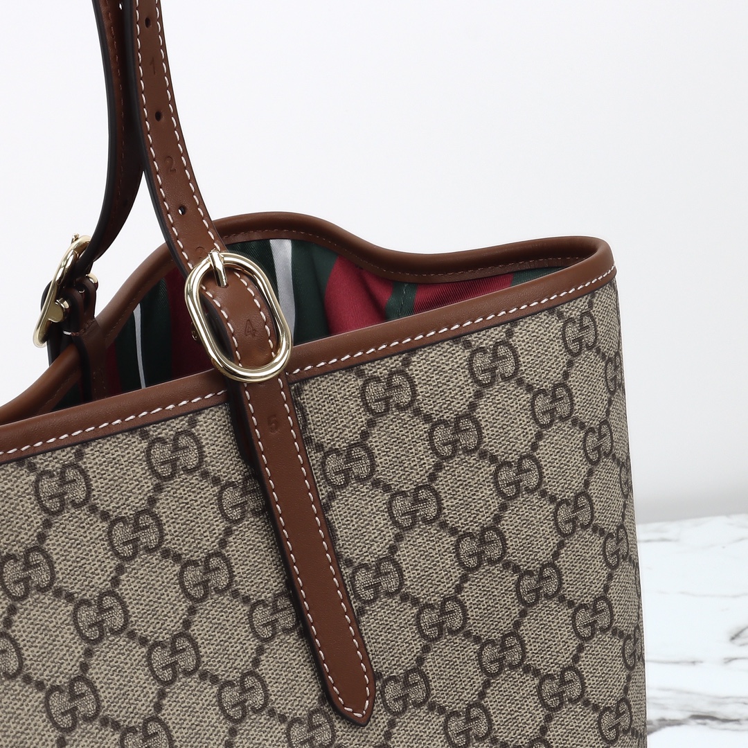 Gucci GG Emblem maxi tote bag ‎815212 FAD6L 9758