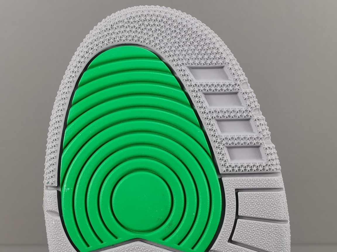 Nike Wmns Air Jordan 3 RetroLucky Green CK9646-136