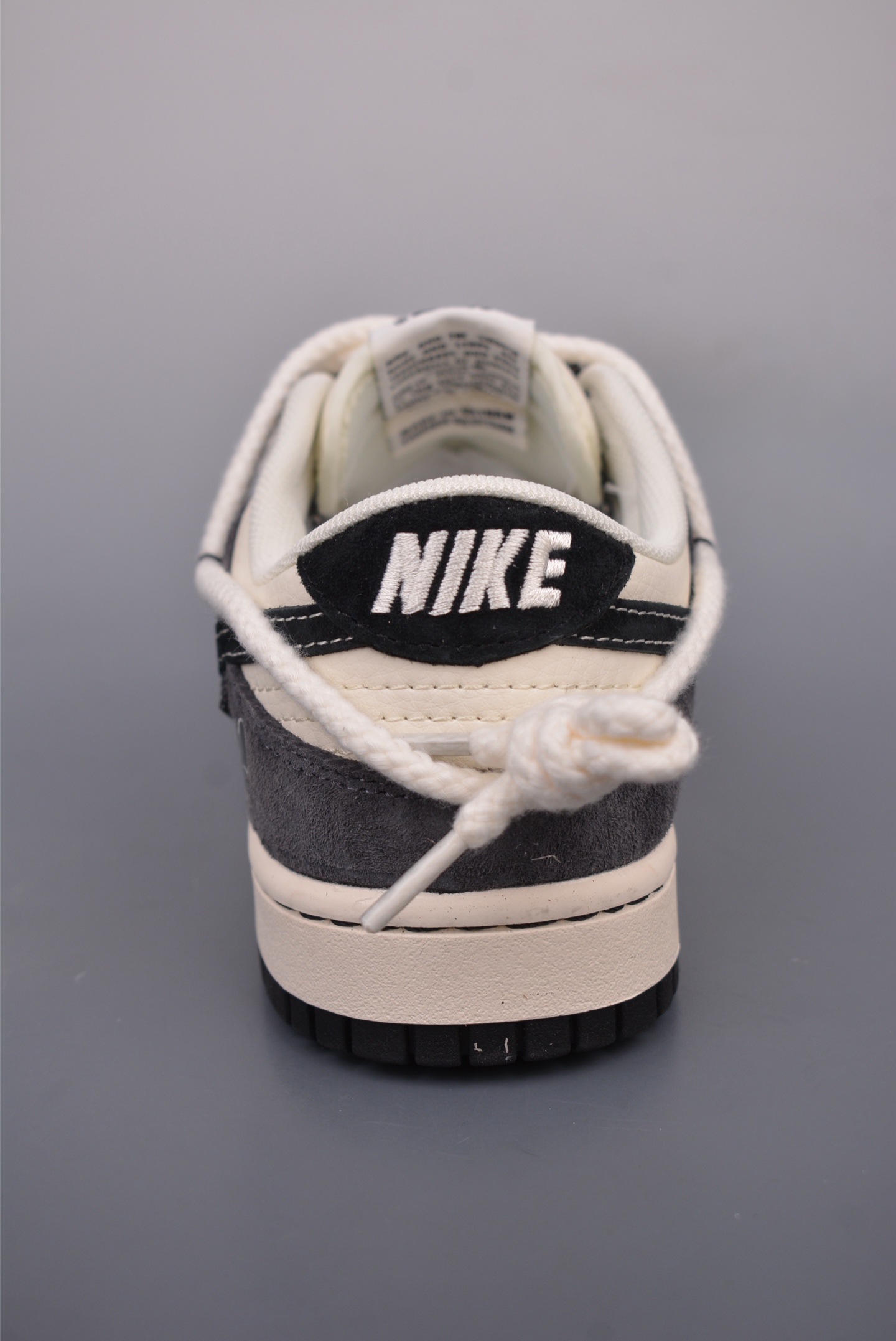 Kaws x Nike SB Dunk Low Retro Shoes Off-White Dark Grey YX5066-246