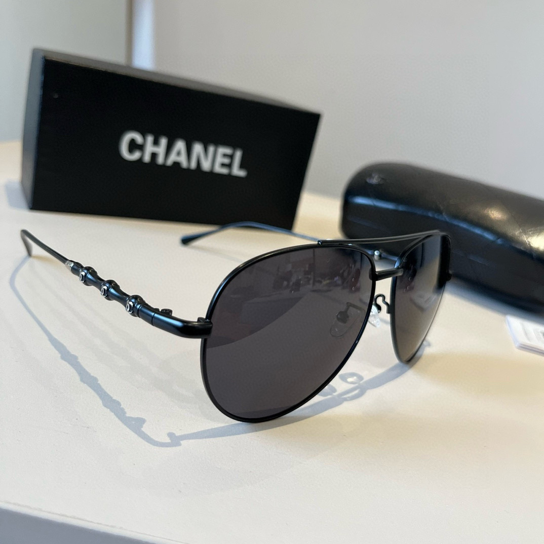 Chanel round frame sunglasses