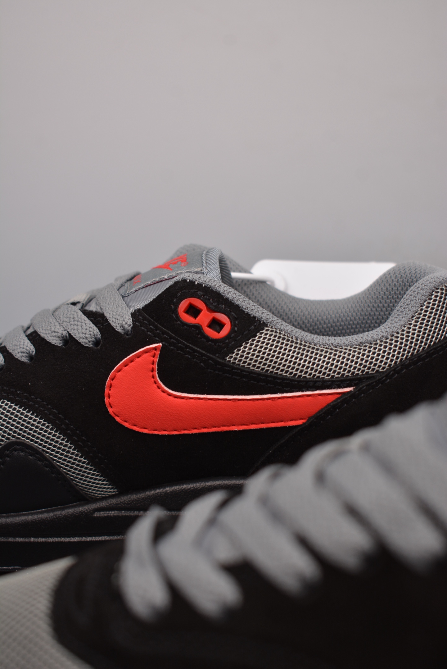 Nike Air Max 1 Essential Vamps '87 Running Shoes Black Grey Red Vampire