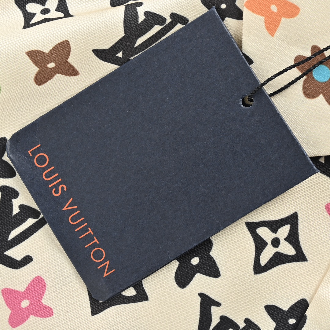 Louis Vuitton Monogram printed silk short-sleeved shirt