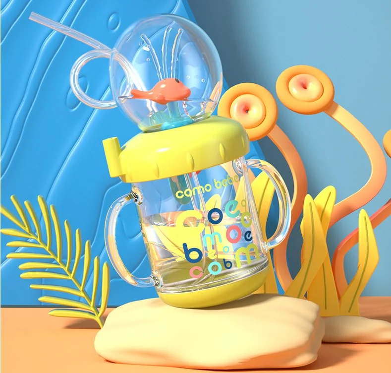 BABY DRINKING CUP WITH WHALE SQUIRT🐳